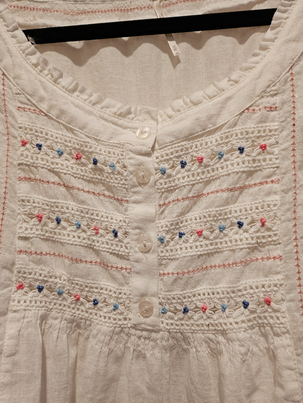 Free People Cream Cotton Embroidered Peasant Tunic. Medium. - Picture 9 of 9